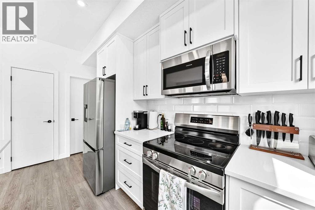 129, 2117 81 Street SW property photo 12
