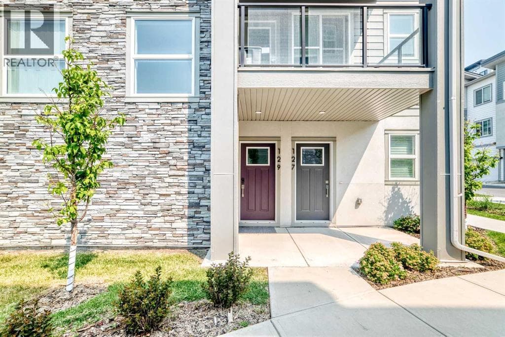 129, 2117 81 Street SW property photo 2