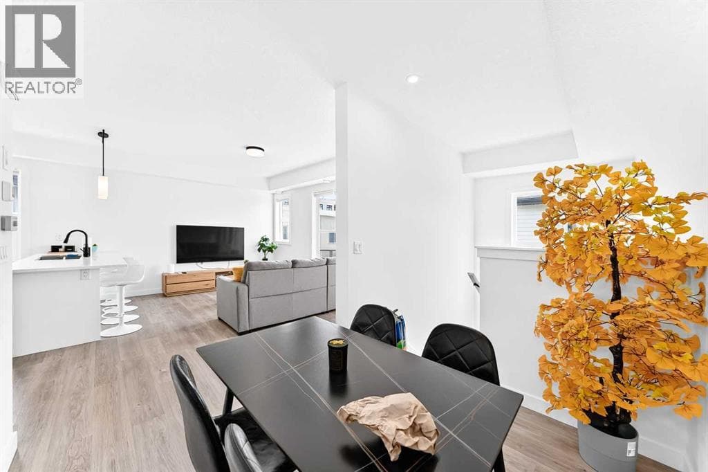 129, 2117 81 Street SW property photo 6