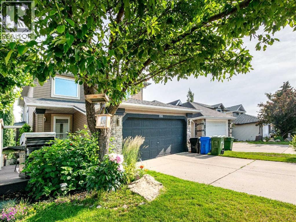 151 Citadel Close NW property photo 40
