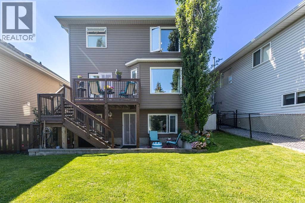 151 Citadel Close NW property photo 37