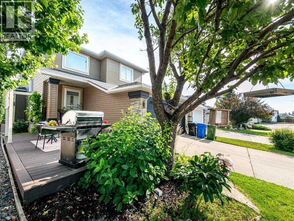 151 Citadel Close NW property photo 41