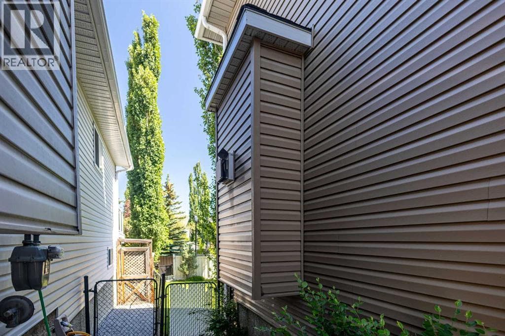 151 Citadel Close NW property photo 46