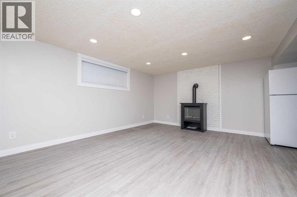 6036 4 Street NE property photo 27