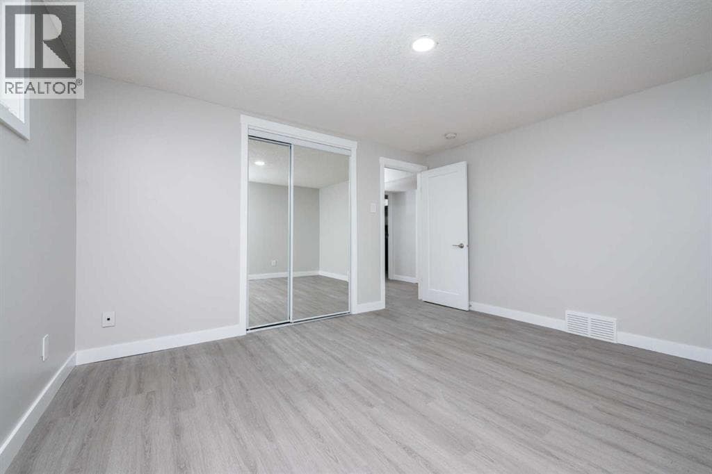 6036 4 Street NE property photo 33