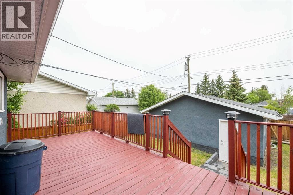 6036 4 Street NE property photo 5