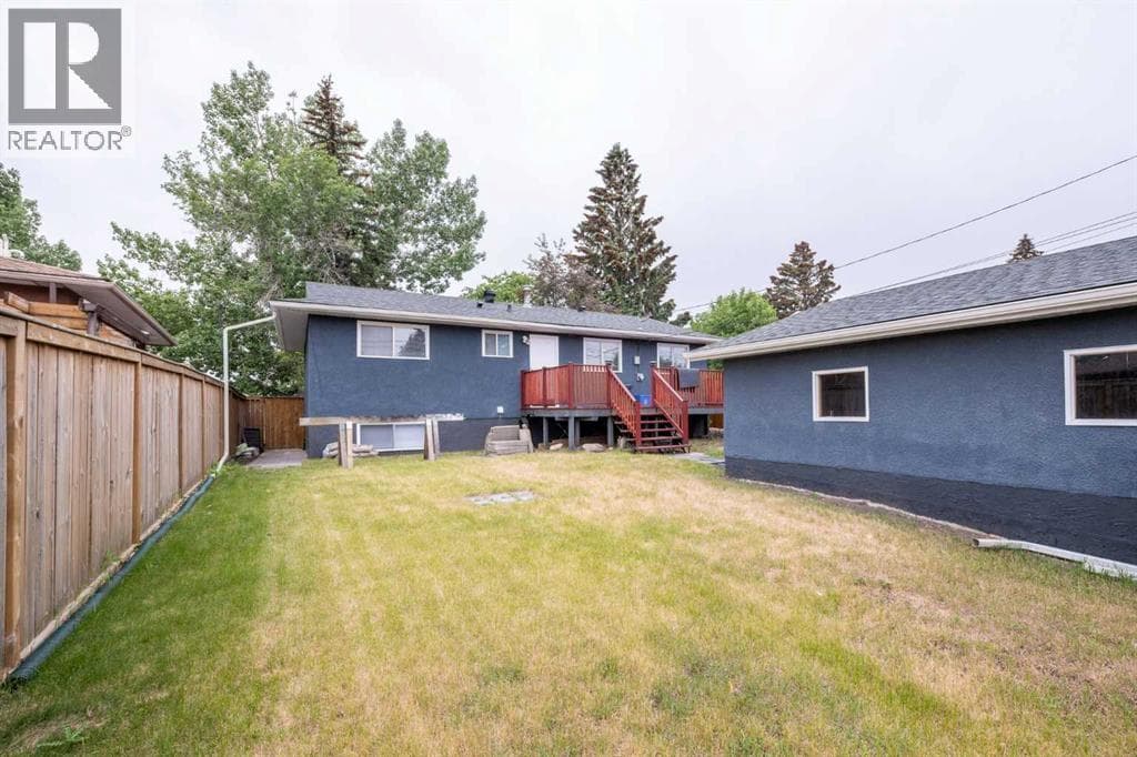 6036 4 Street NE property photo 8
