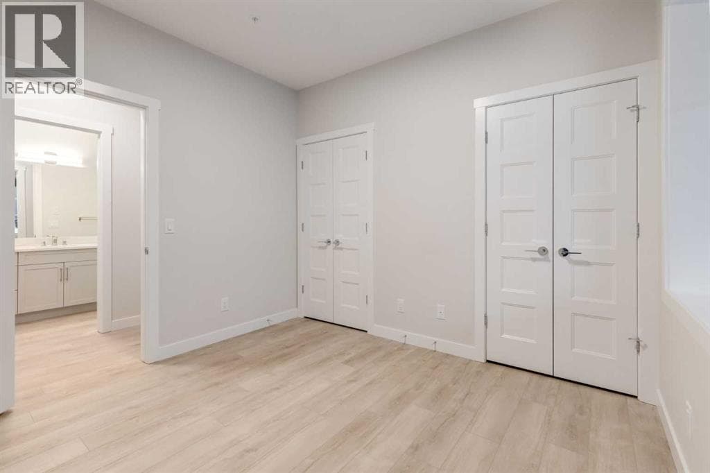2103, 2117 81 Street SW property photo 29