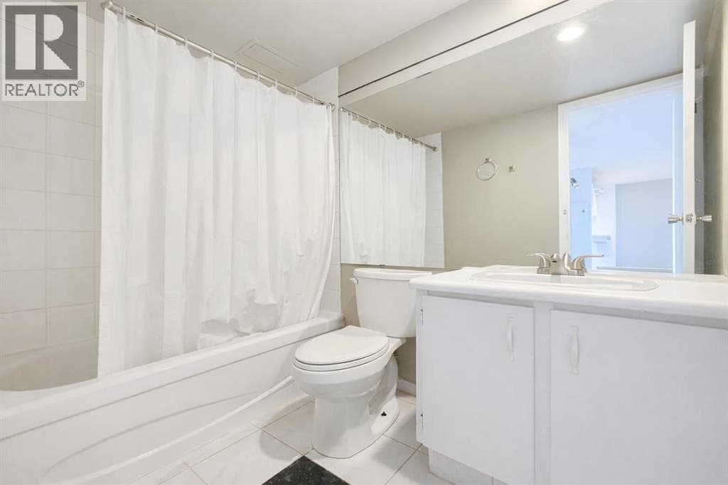 2012, 221 6 Avenue SE property photo 11