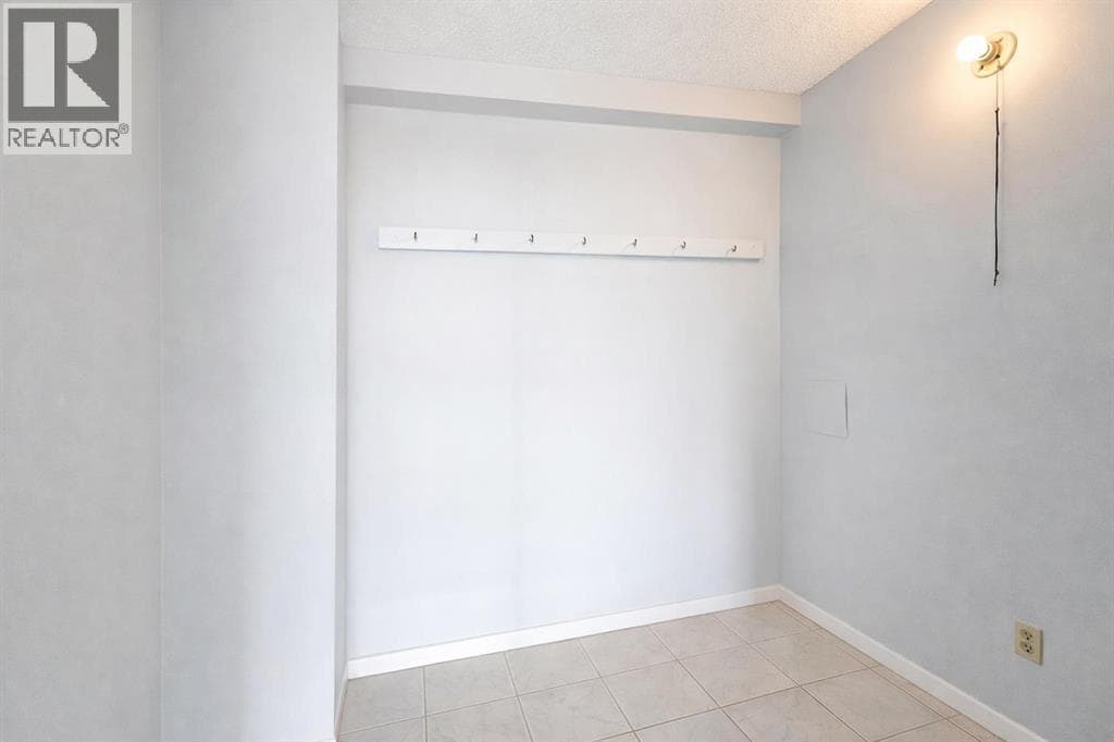 2012, 221 6 Avenue SE property photo 9