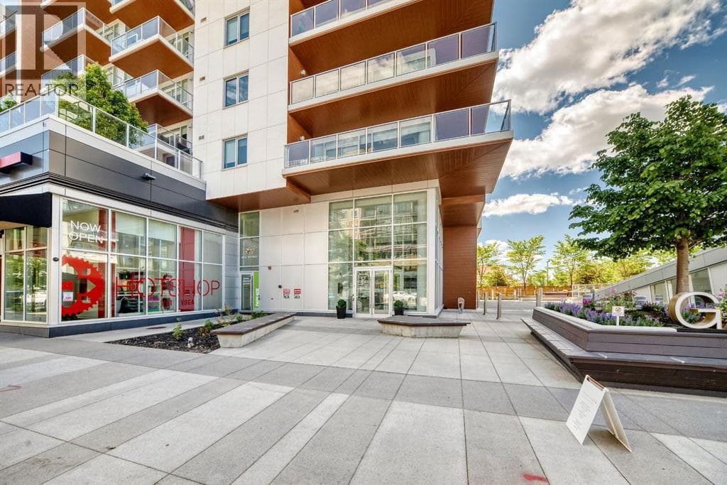 701, 8445 Broadcast Avenue SW property photo 4