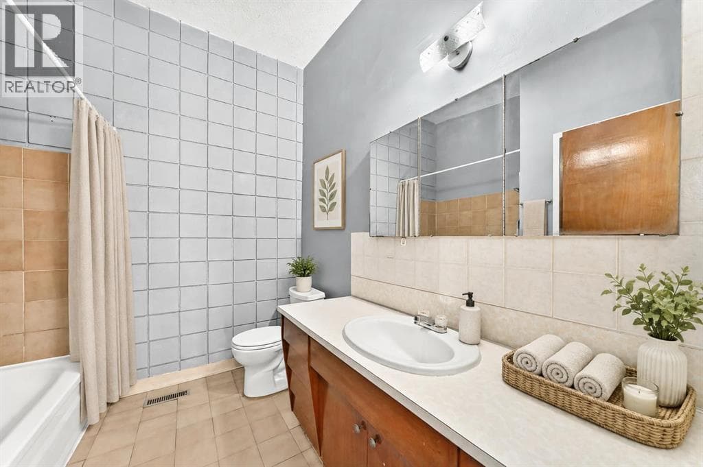 6329 Centre Street NW property photo 21