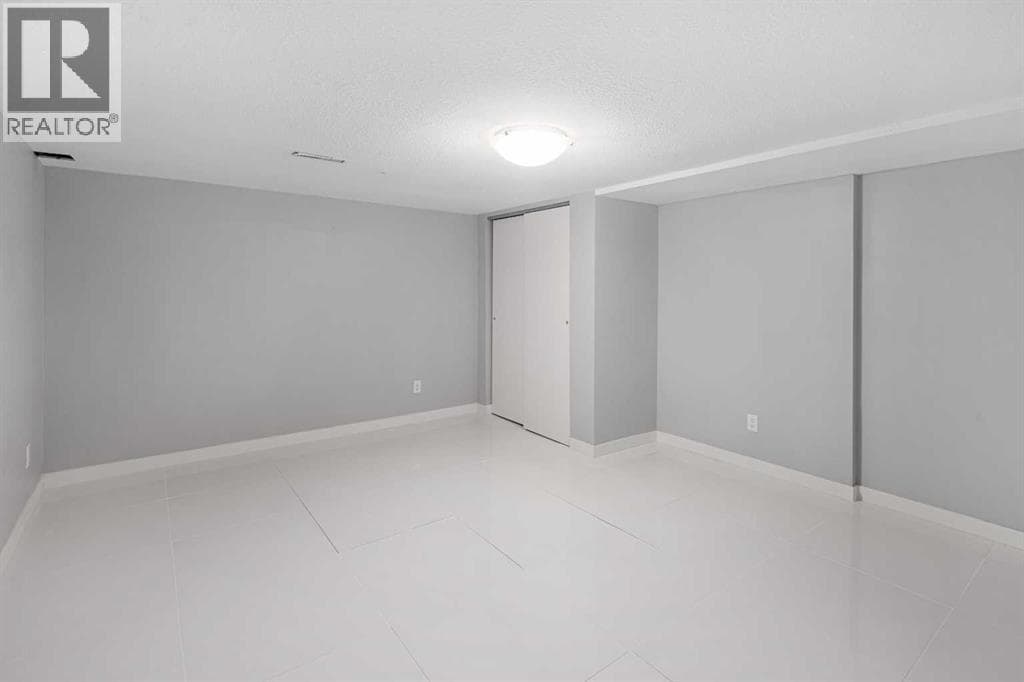 51 Woodmont Road SW property photo 31
