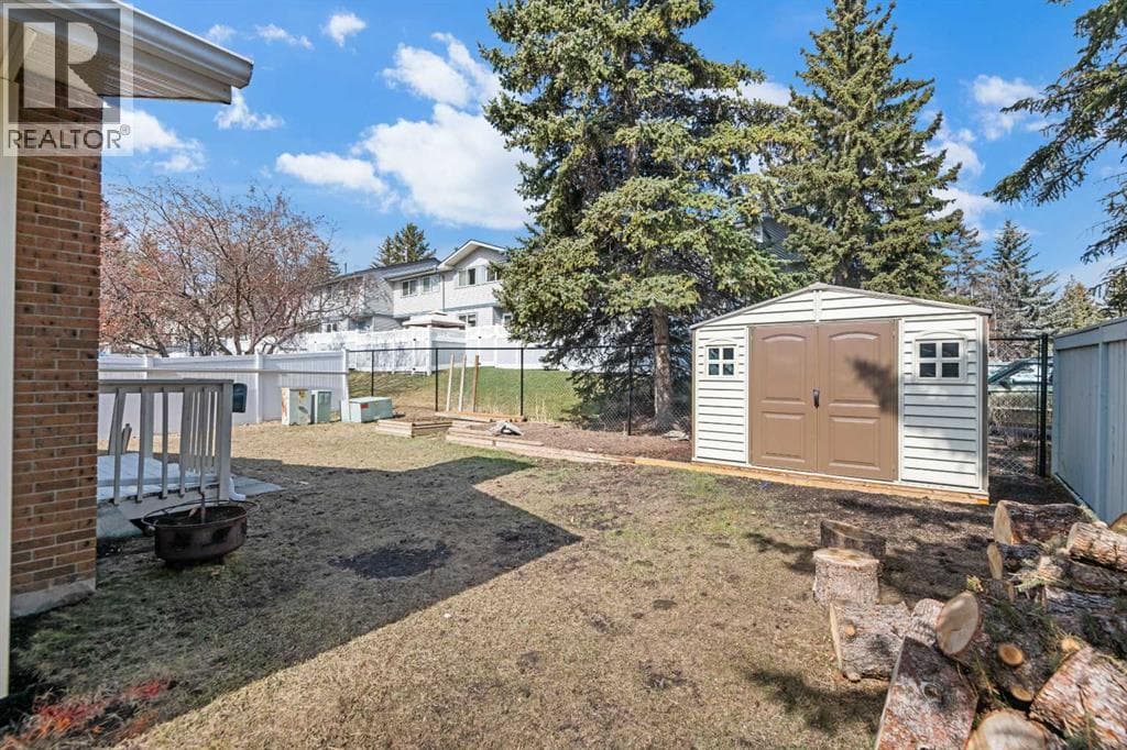 51 Woodmont Road SW property photo 44