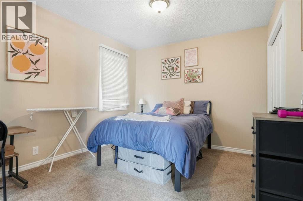 4205 16 Street SW property photo 39