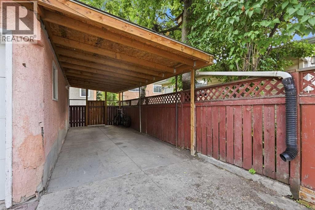 4205 16 Street SW property photo 46
