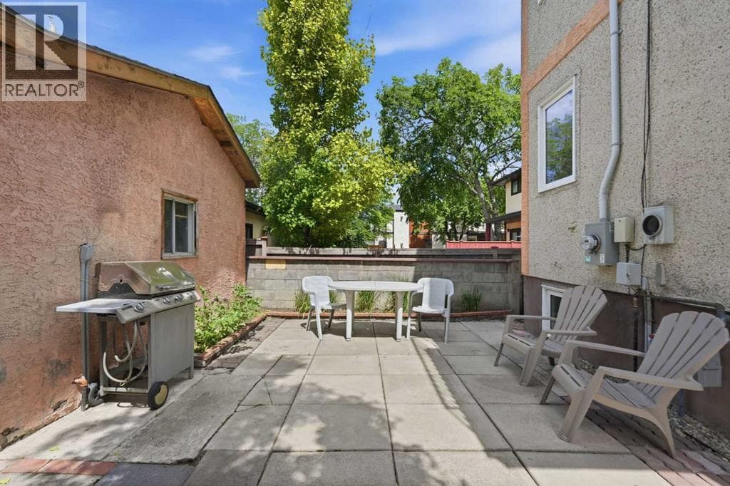 4205 16 Street SW property photo 44