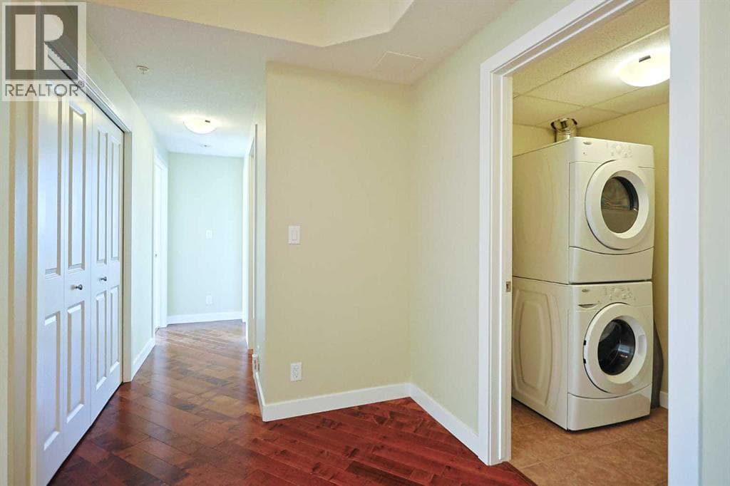 609, 16 Varsity Estates Circle NW property photo 10