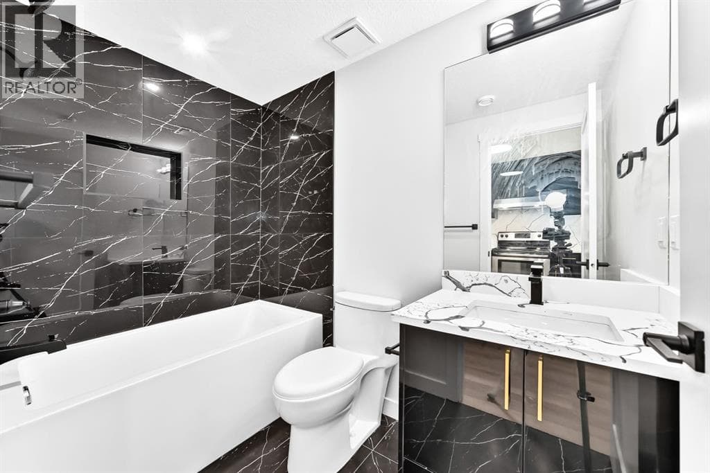 183 Marina Grove SE property photo 40