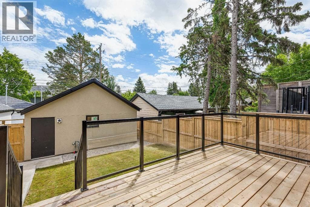 4216 16 Street SW property photo 42