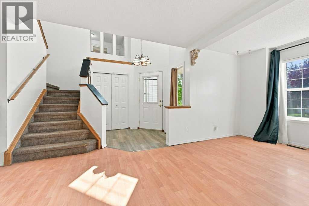 100 Coventry Road NE property photo 4
