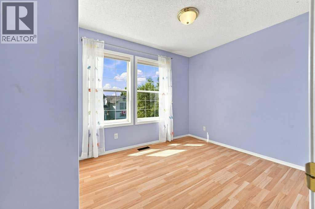 100 Coventry Road NE property photo 20
