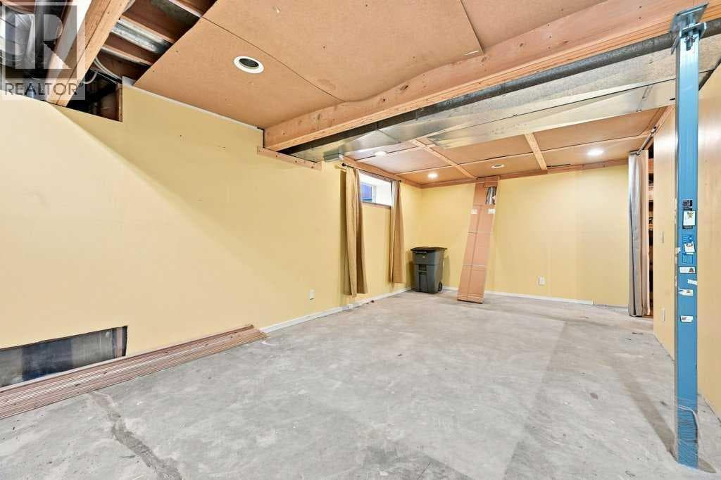 100 Coventry Road NE property photo 25