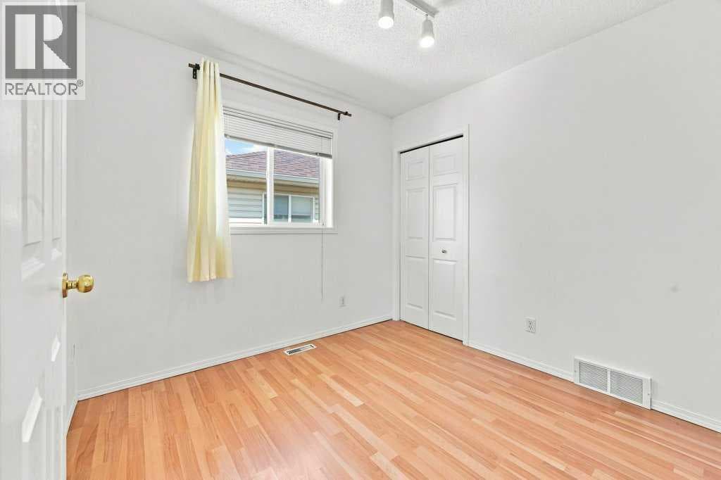 100 Coventry Road NE property photo 15