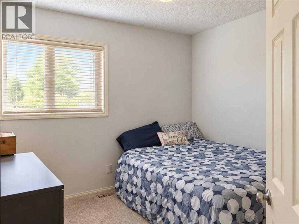 71 Evansford Circle NW property photo 16