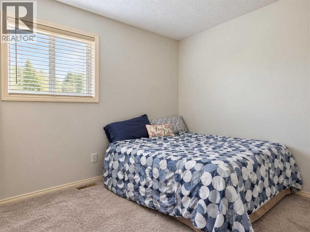 71 Evansford Circle NW property photo 17
