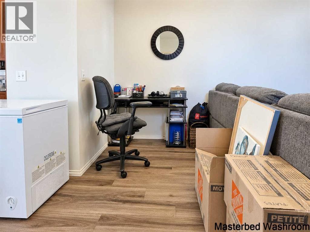 71 Evansford Circle NW property photo 28
