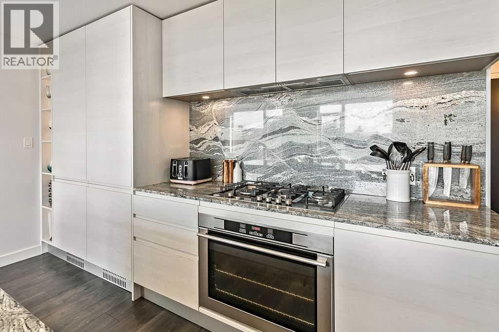 408, 310 12 Avenue SW property photo 9