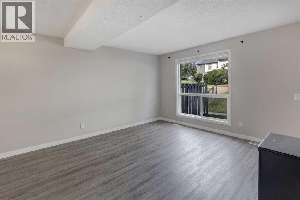 55, 6440 4 Street NW property photo 14