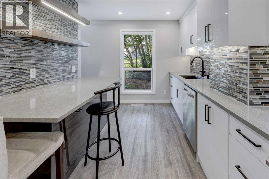 55, 6440 4 Street NW property photo 8