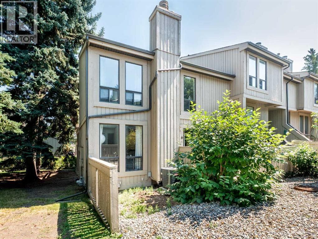 41, 10401 19 Street SW property photo 37