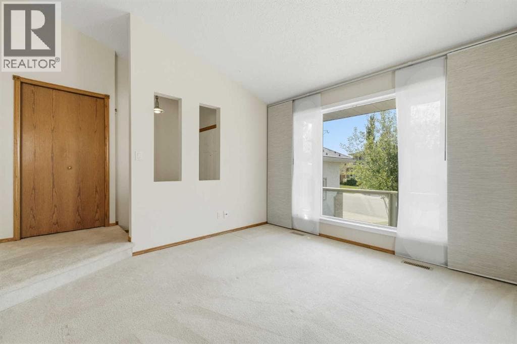 141 Woodbrook Road SW property photo 6