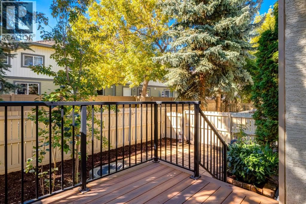 21, 468 Woodbine Boulevard SW property photo 16