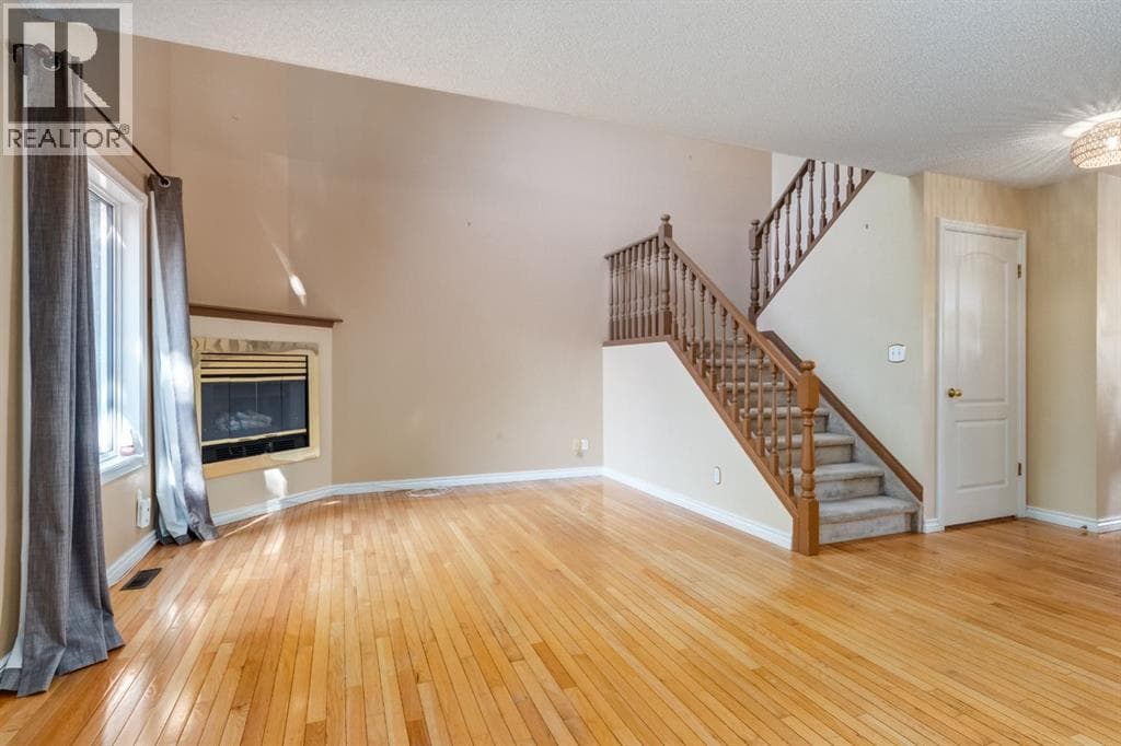 21, 468 Woodbine Boulevard SW property photo 20