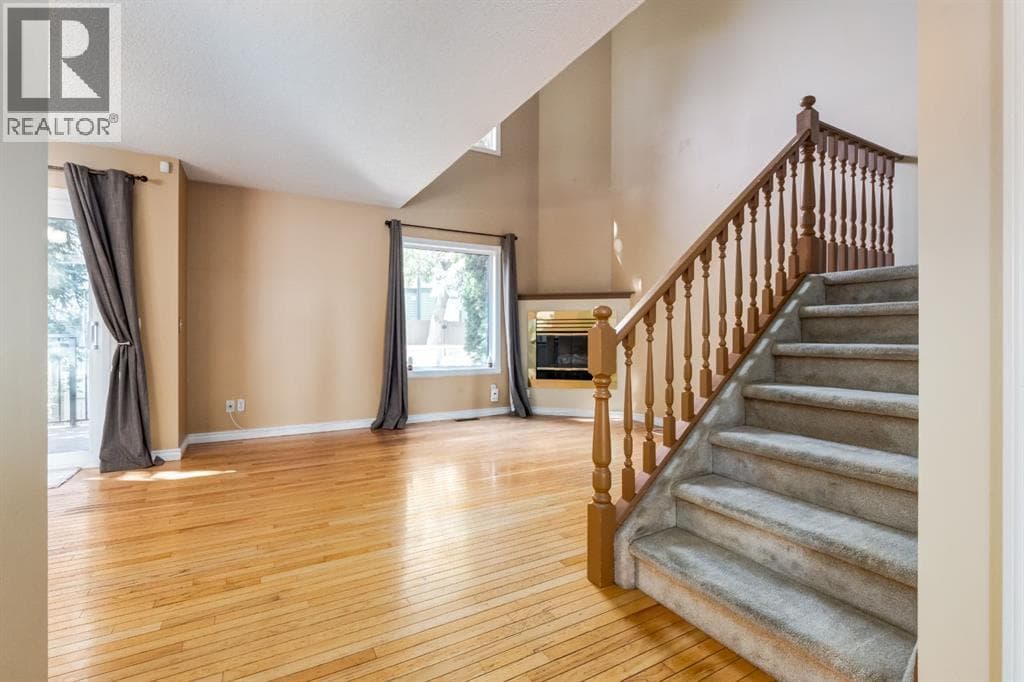 21, 468 Woodbine Boulevard SW property photo 22
