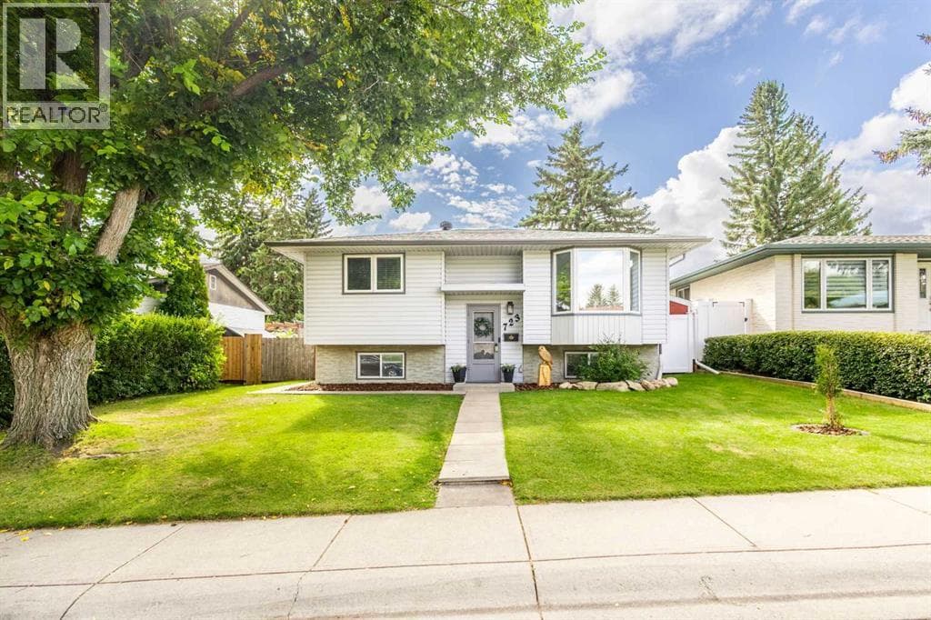 723 Canfield Place SW property photo 1