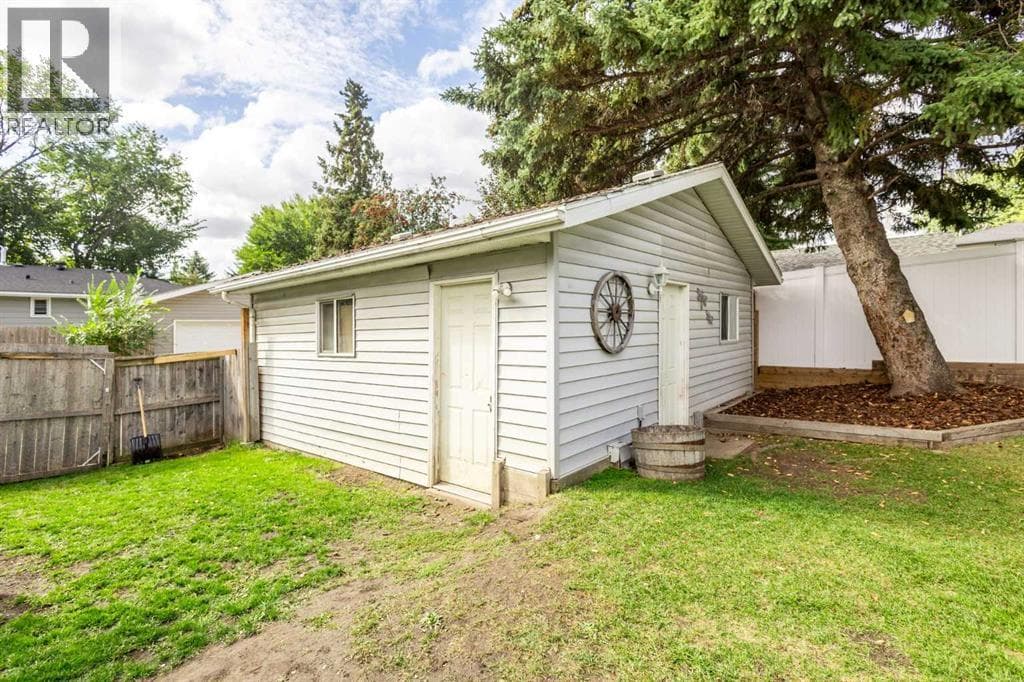 723 Canfield Place SW property photo 32