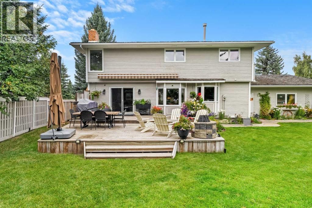 72 Woodacres Crescent SW property photo 42