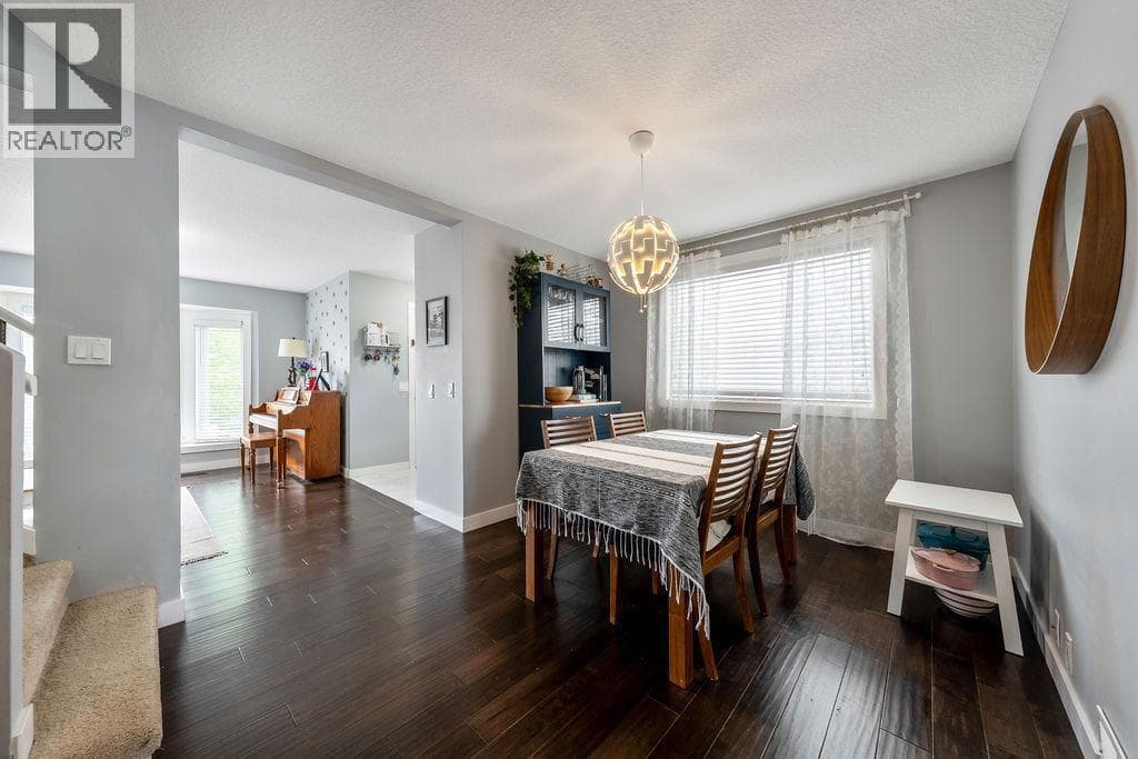 15 Woodmont Green SW property photo 7