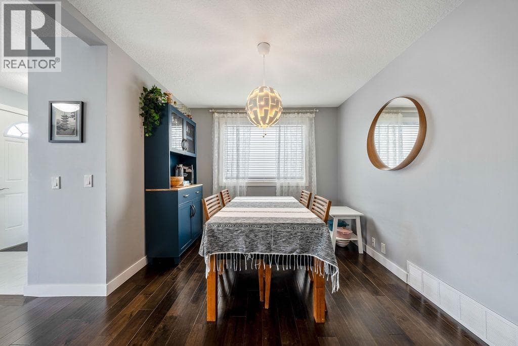 15 Woodmont Green SW property photo 6