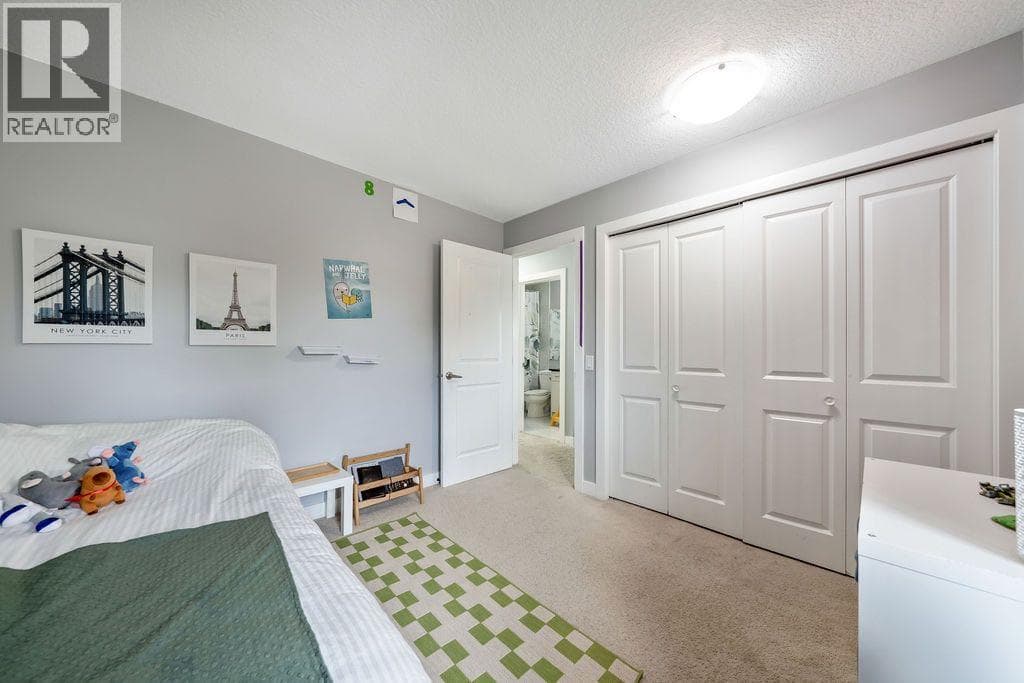 15 Woodmont Green SW property photo 28