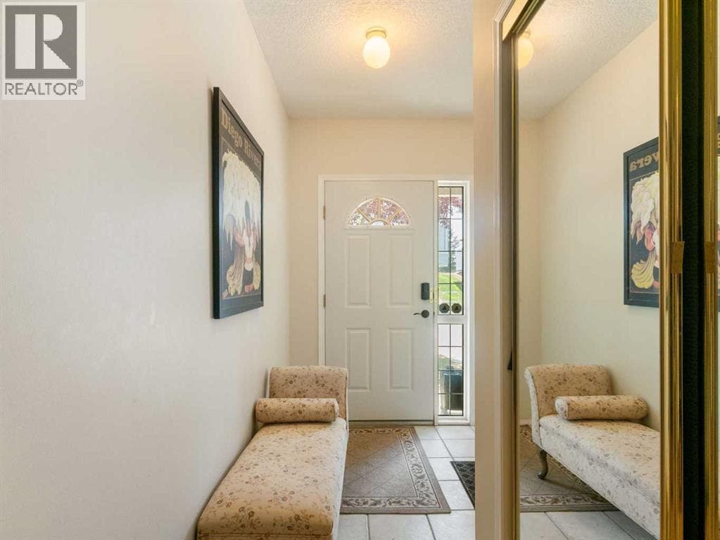 81 Prominence View SW property photo 10