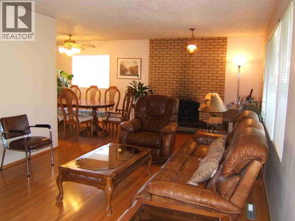 4620 Voyageur Drive NW property photo 6