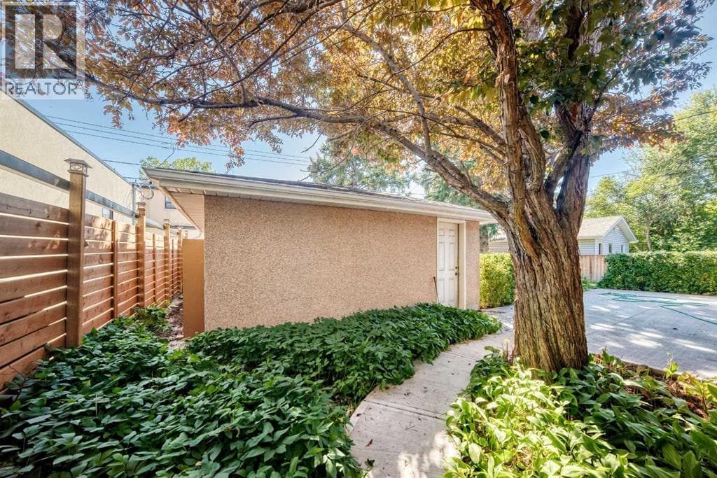 4620 Voyageur Drive NW property photo 29
