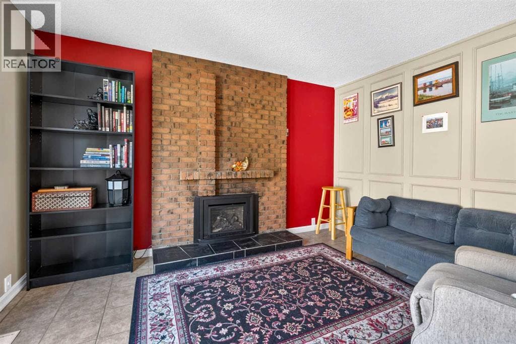 7 Woodbrook Way SW property photo 18