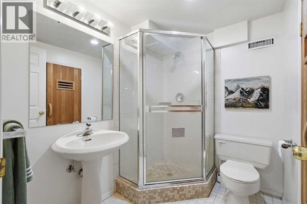 11 Edgemont Rise NW property photo 36